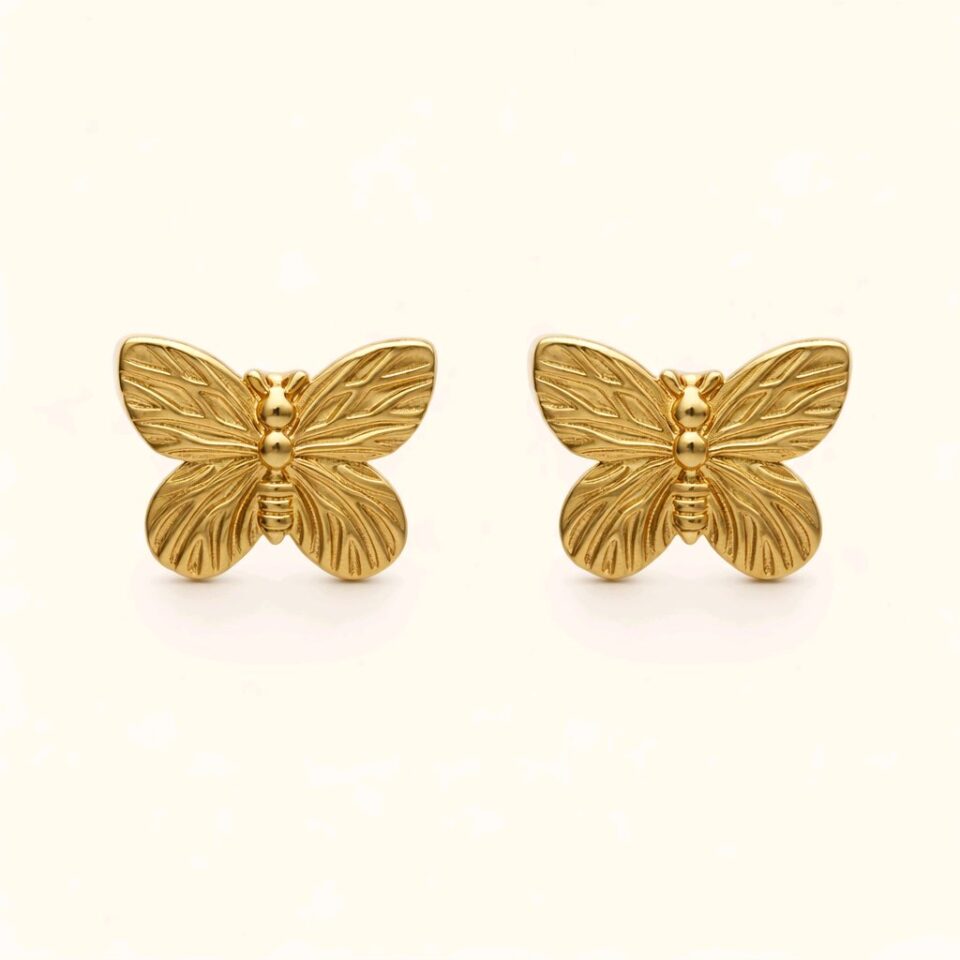 Aretes en forma de mariposa